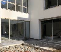 ENTRADA JARDIN